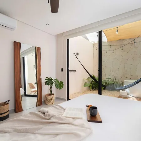 Tulum Retreat With Private Patio Tub & 2 Free Bikes Apartment Exterior photo