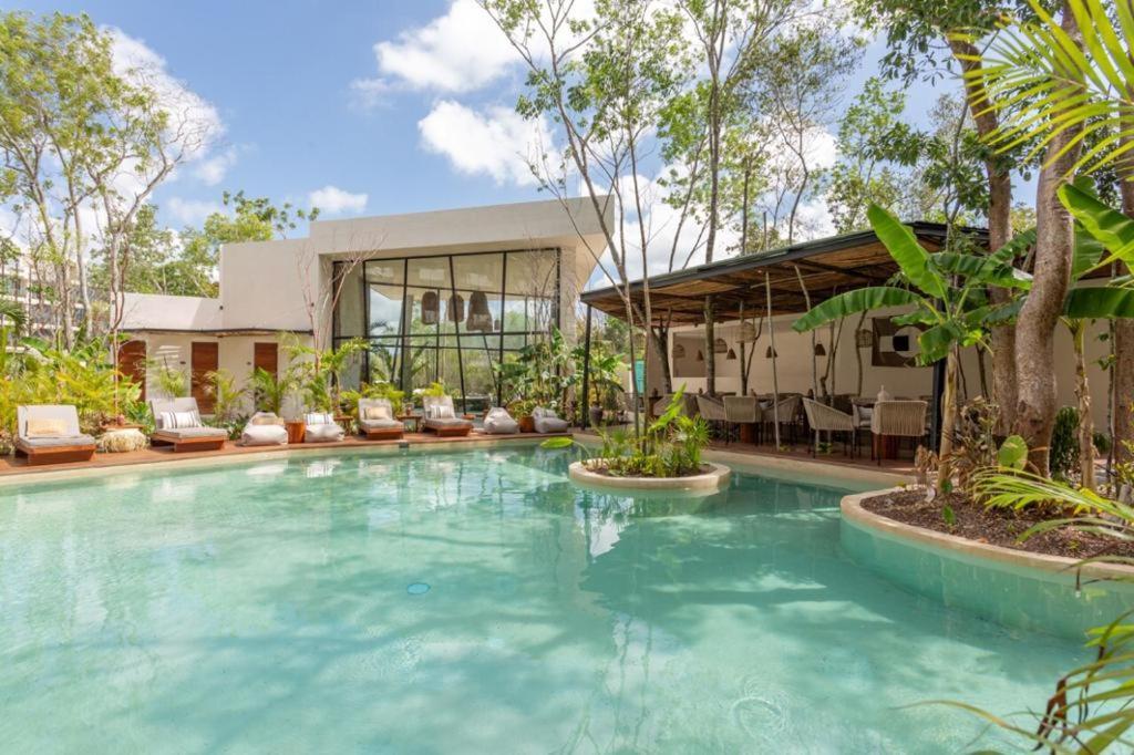 Retreat With Private Patio Tub & 2 Free Bikes Apartment *